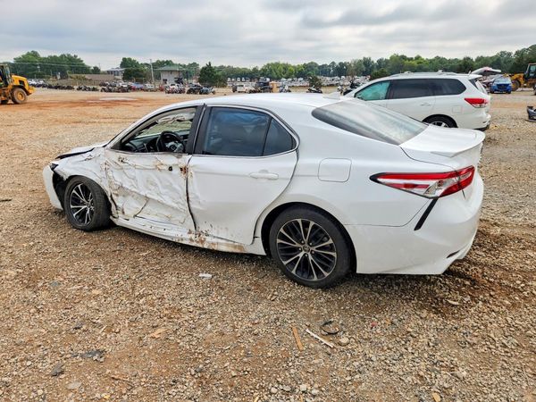 2020 TOYOTA CAMRY