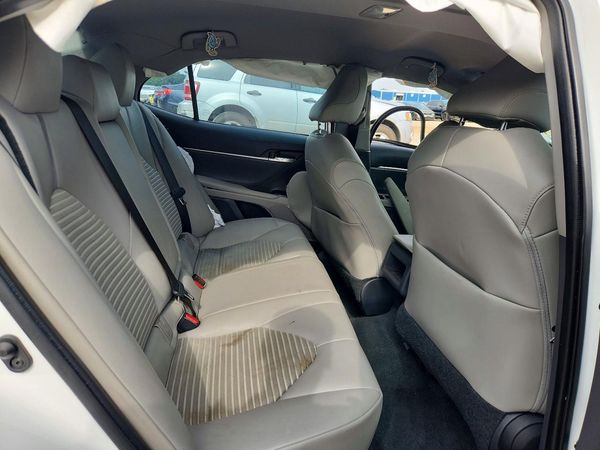 2020 TOYOTA CAMRY