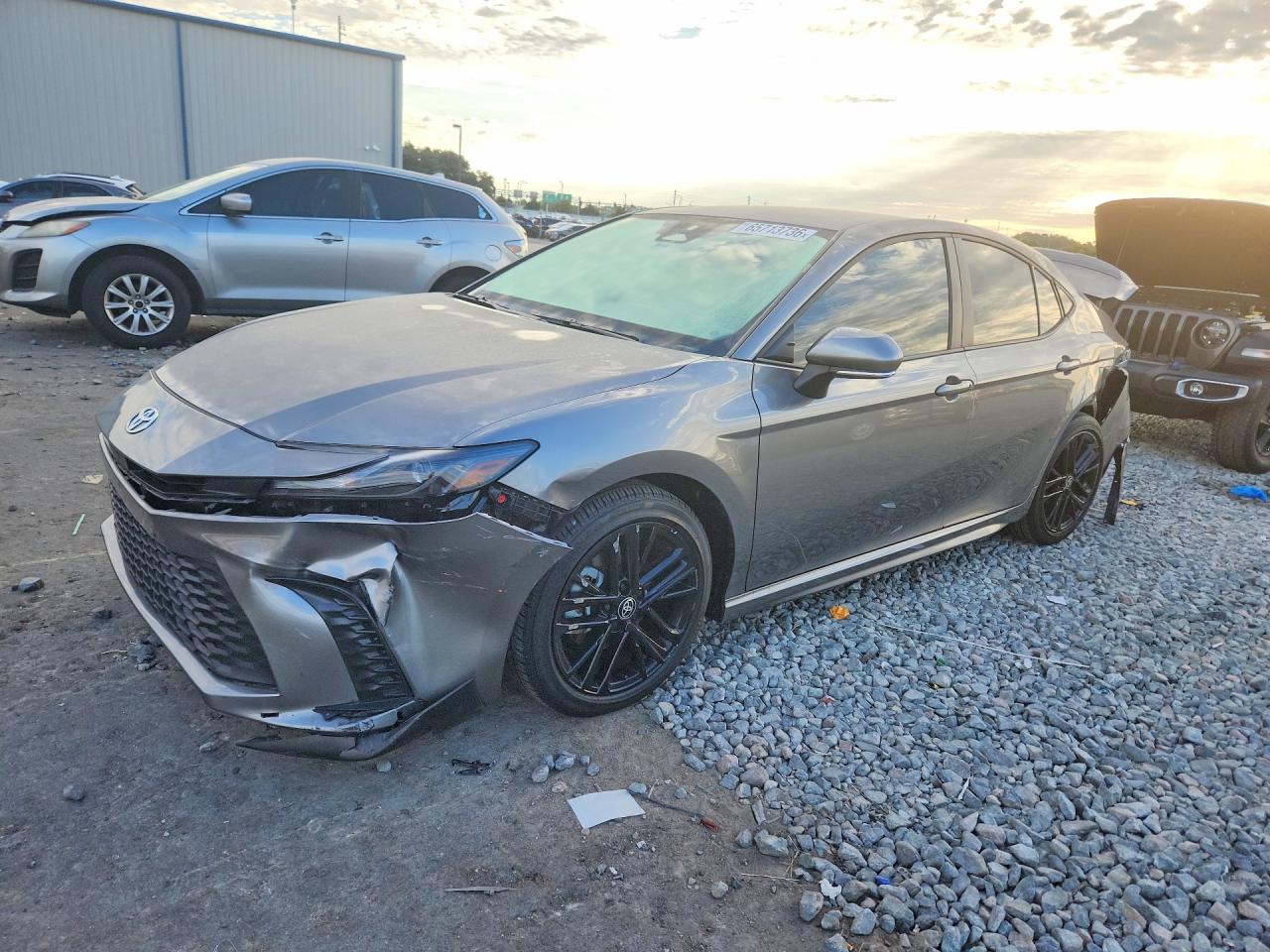 2025 TOYOTA CAMRY