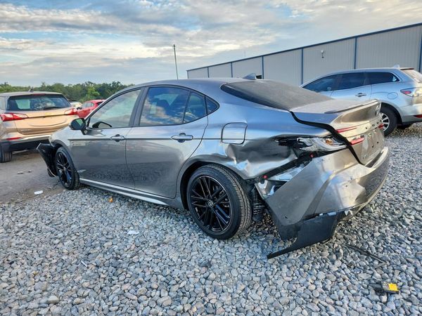 2025 TOYOTA CAMRY