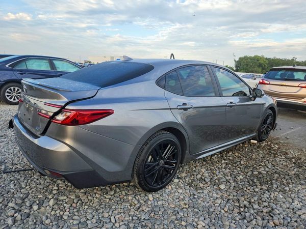 2025 TOYOTA CAMRY