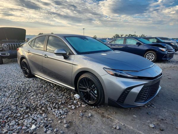 2025 TOYOTA CAMRY