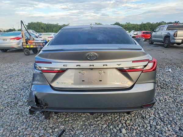 2025 TOYOTA CAMRY