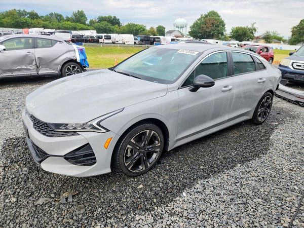 2022 KIA K5