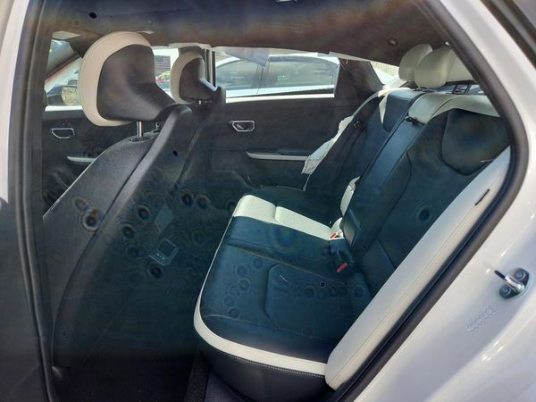 2026 KIA K4