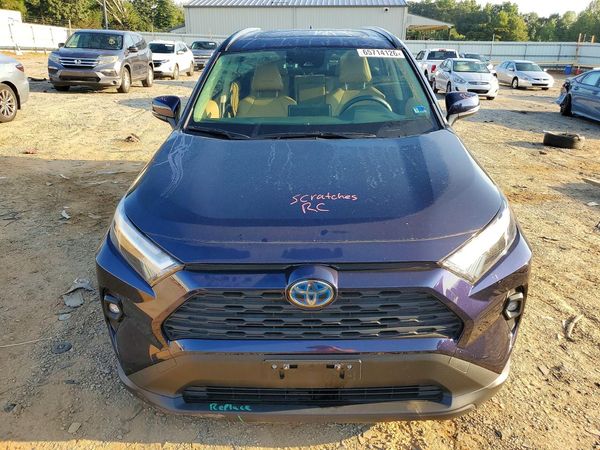 2023 TOYOTA RAV4 XLE Premium
