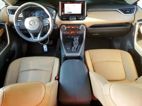 2023 TOYOTA RAV4 XLE Premium