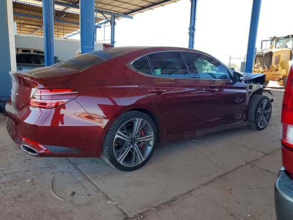 2025 GENESIS G70