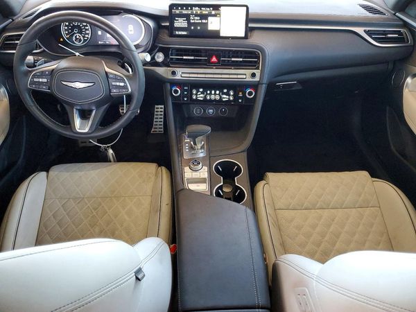 2025 GENESIS G70