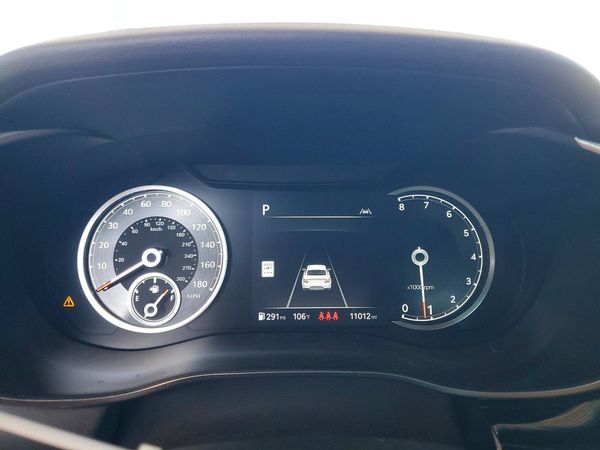 2025 GENESIS G70