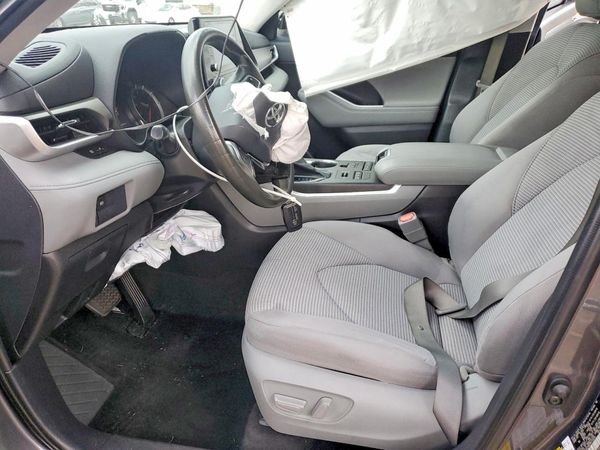 2021 TOYOTA HIGHLANDER