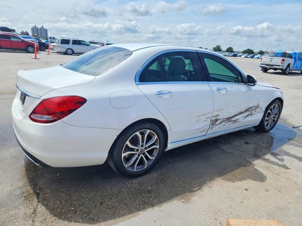 2018 MERCEDES-BENZ C C300