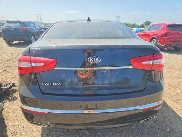 2016 KIA CADENZA