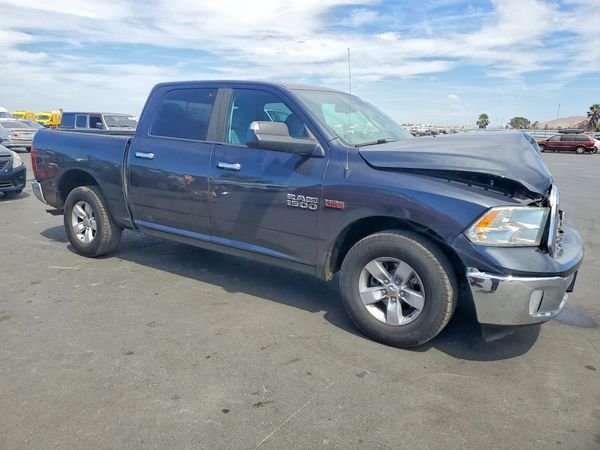 2014 RAM 1500 SLT