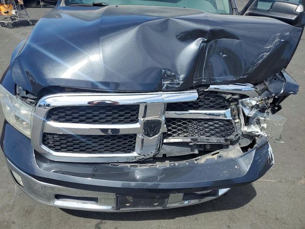 2014 RAM 1500 SLT