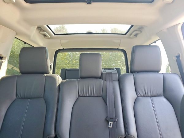 2016 LAND ROVER LR4 HSE Lux — SUVN