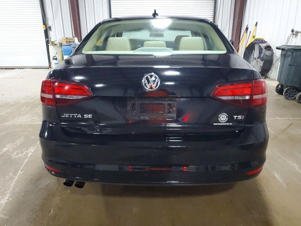 2017 VOLKSWAGEN JETTA SE