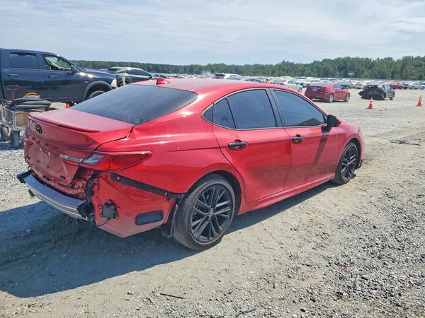 2025 TOYOTA CAMRY
