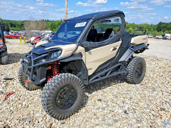 2024 CAN-AM COMMANDER