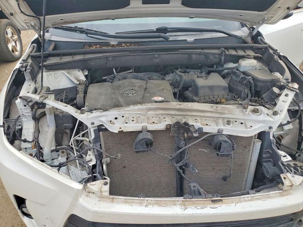 2018 TOYOTA HIGHLANDER SE/XLE