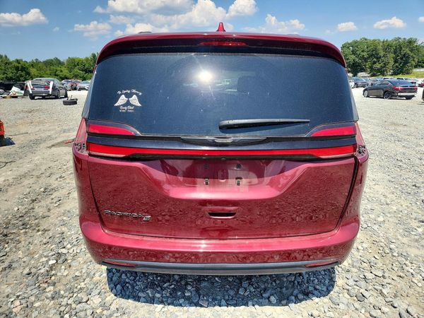 2021 CHRYSLER PACIFICA