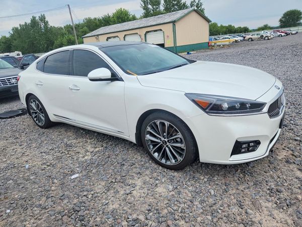 2019 KIA CADENZA