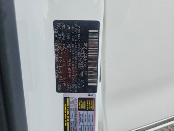 2019 KIA CADENZA