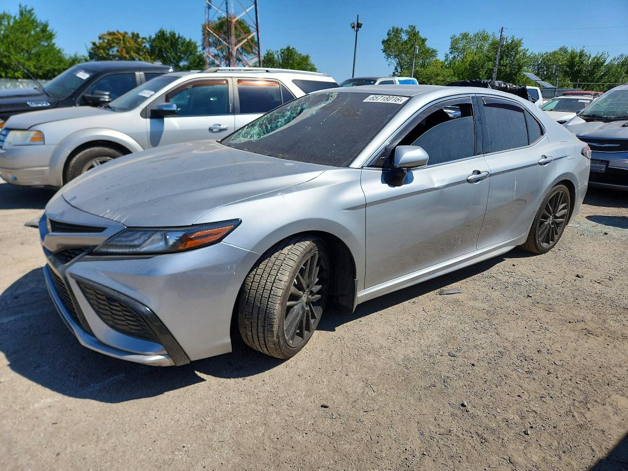 2022 TOYOTA CAMRY XSE