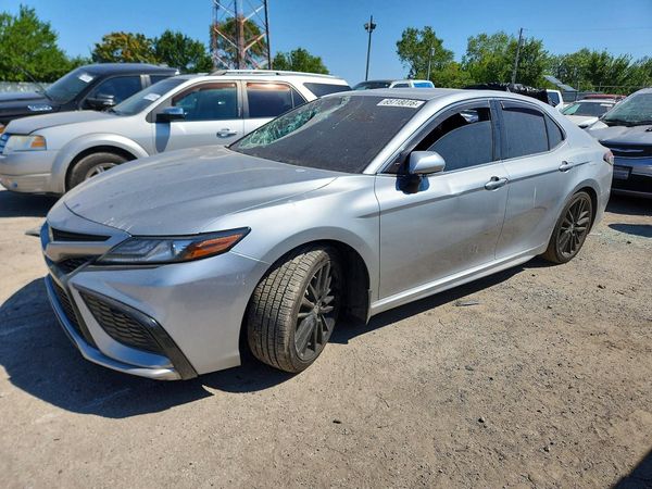 2022 TOYOTA CAMRY