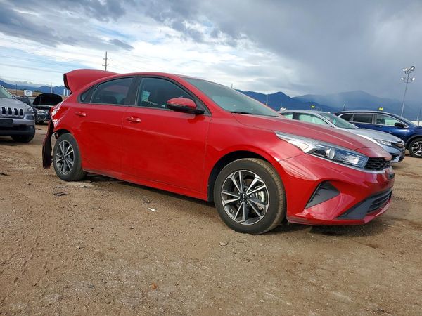 2024 KIA FORTE