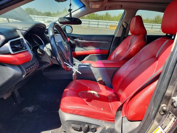 2018 TOYOTA CAMRY XSE — DENT