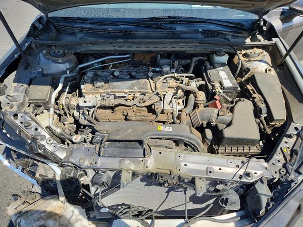2018 TOYOTA CAMRY XSE — Engine bay