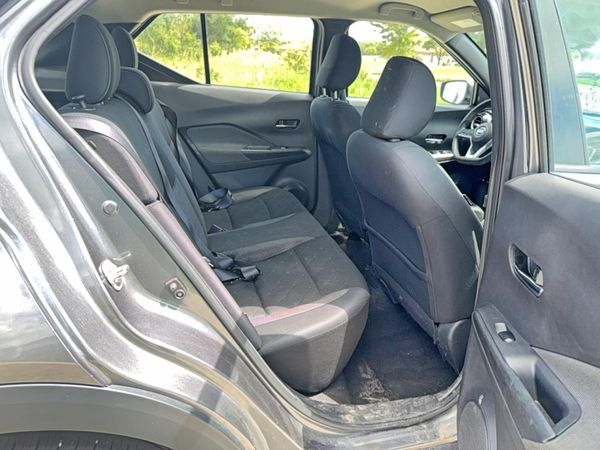 2020 NISSAN KICKS