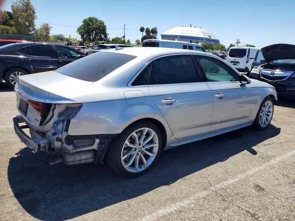 2019 AUDI A4 quattro Premium Plus