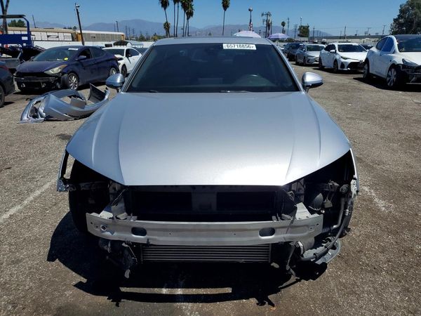 2019 AUDI A4 quattro Premium Plus