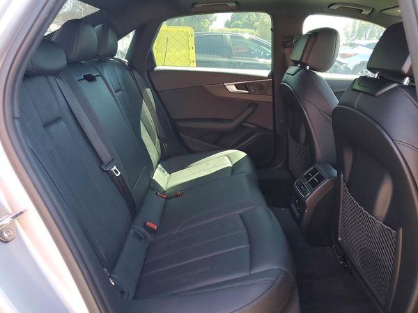 2019 AUDI A4 quattro Premium Plus
