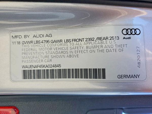 2019 AUDI A4 quattro Premium Plus