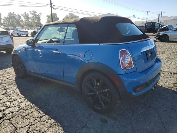 2013 MINI COOPER