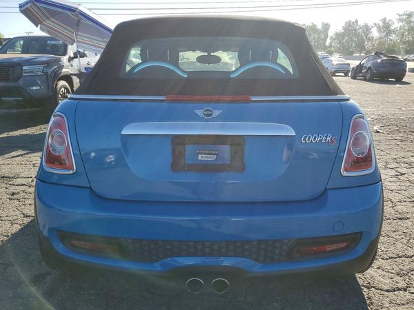 2013 MINI COOPER