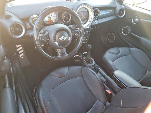 2013 MINI COOPER