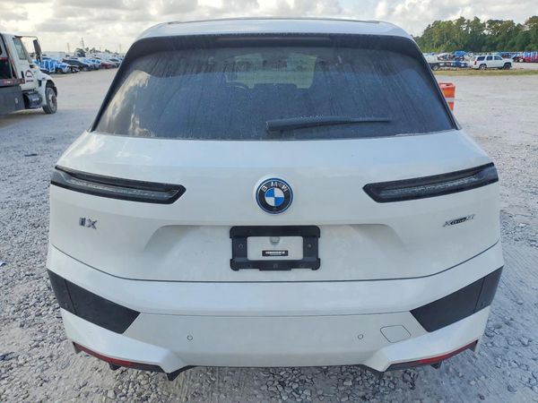 2024 BMW IX
