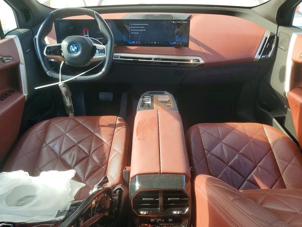 2024 BMW IX