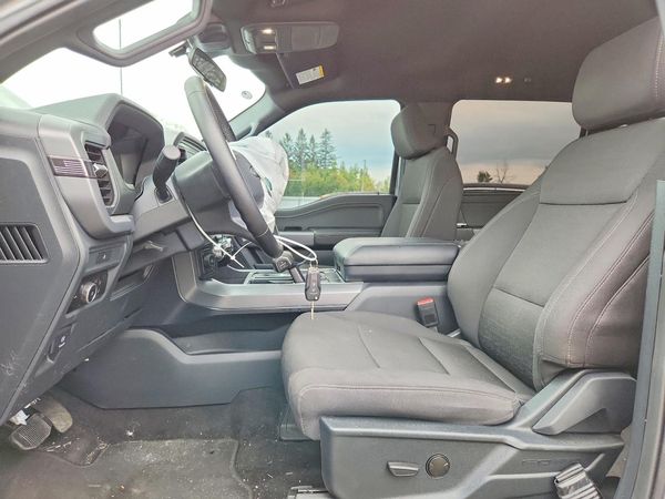2025 FORD F150 XLT