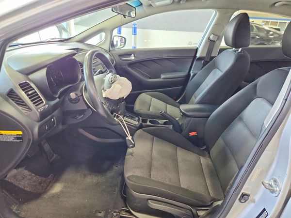 2017 KIA FORTE