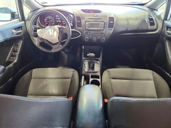2017 KIA FORTE