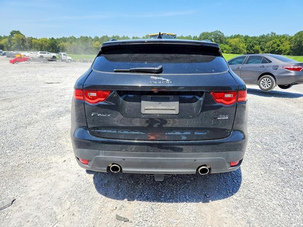 2018 JAGUAR F-PACE