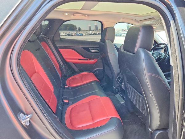 2018 JAGUAR F-PACE