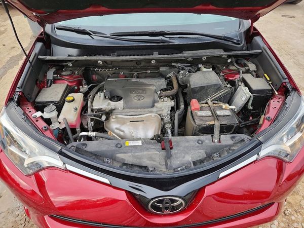 2018 TOYOTA RAV4 LE