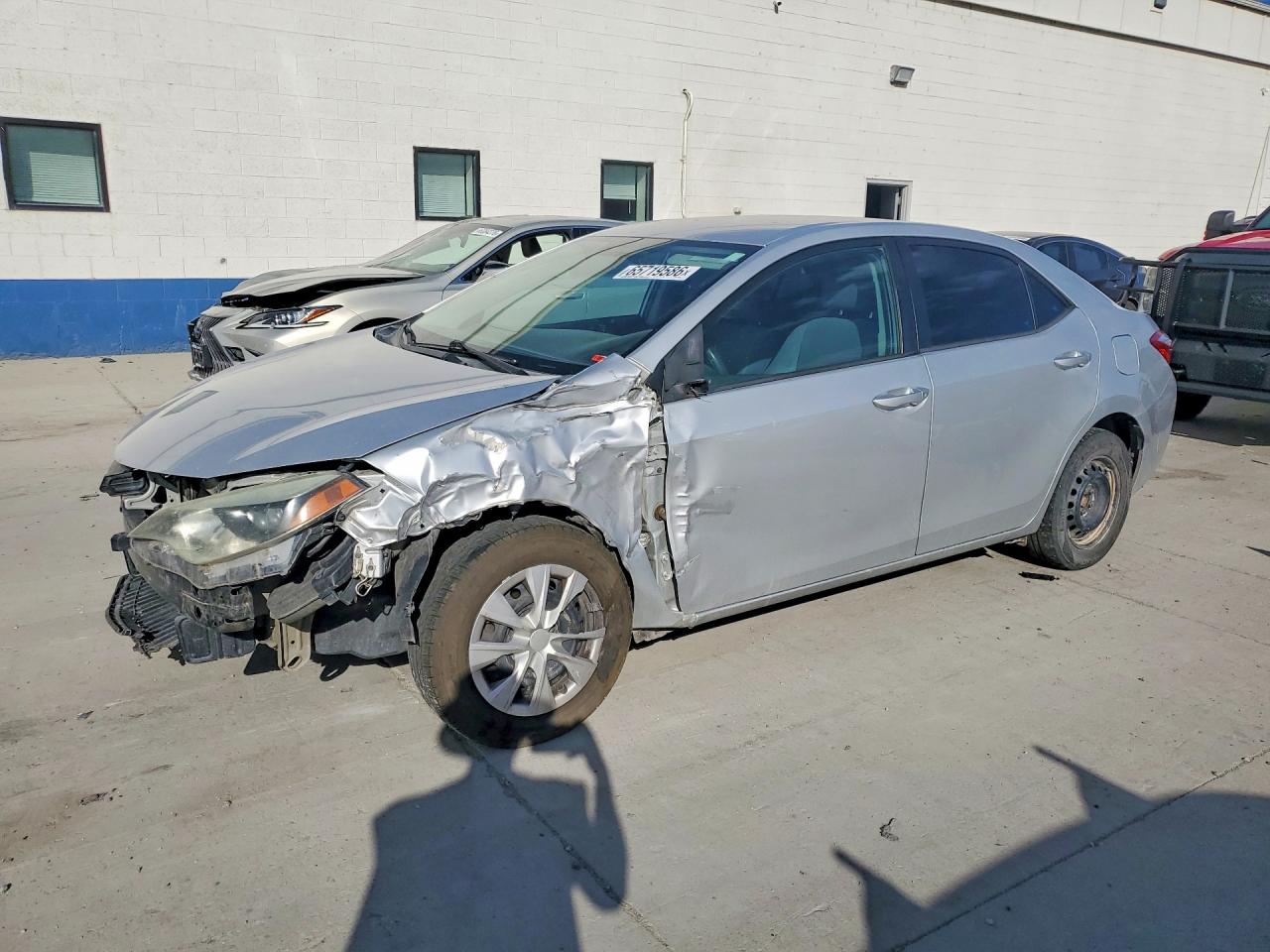 2015 TOYOTA COROLLA