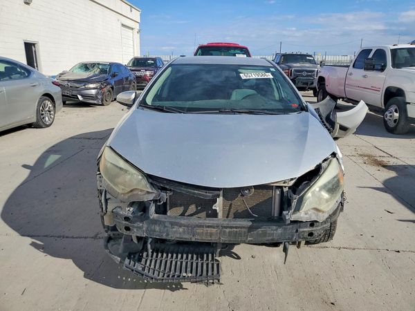 2015 TOYOTA COROLLA